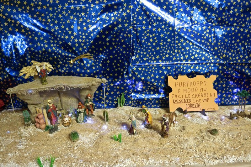 Presepe Scuola Sec. di I grado Conte - Natale 2022